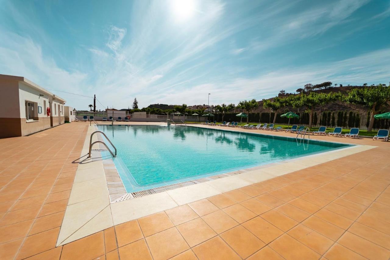 Kampaoh Costa Del Sol Hotell Almayate Bajo Eksteriør bilde